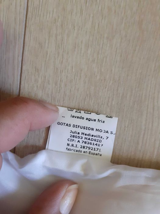 Fusta cu impimeu floral