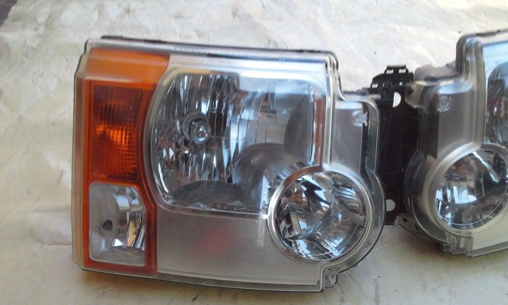 Ляв и десен фар за ленд ровър дискавъри 3 LAND ROVER DISCOVERY 3 гр ...