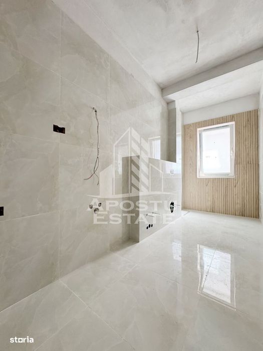 Apartament 2 camere de vanzare, etaj 1/3, Calea Urseni, Giroc