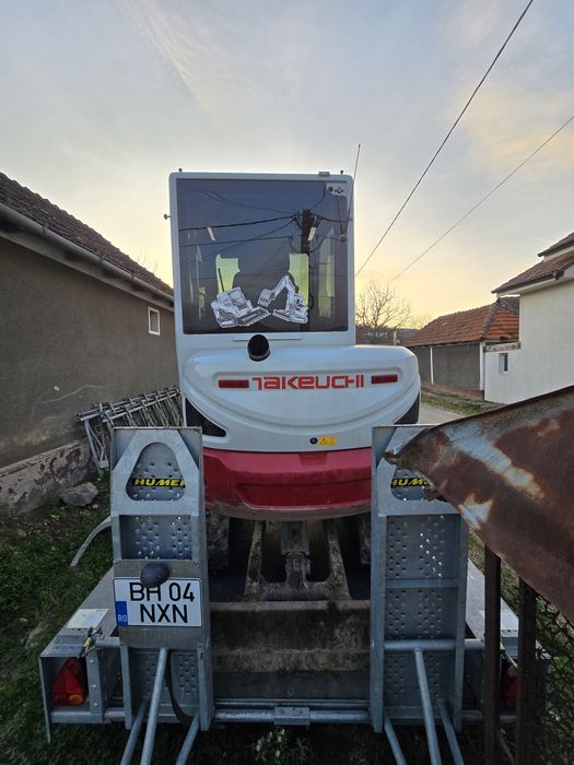 Vând miniexcavator takeuchi tb230 plus trailer