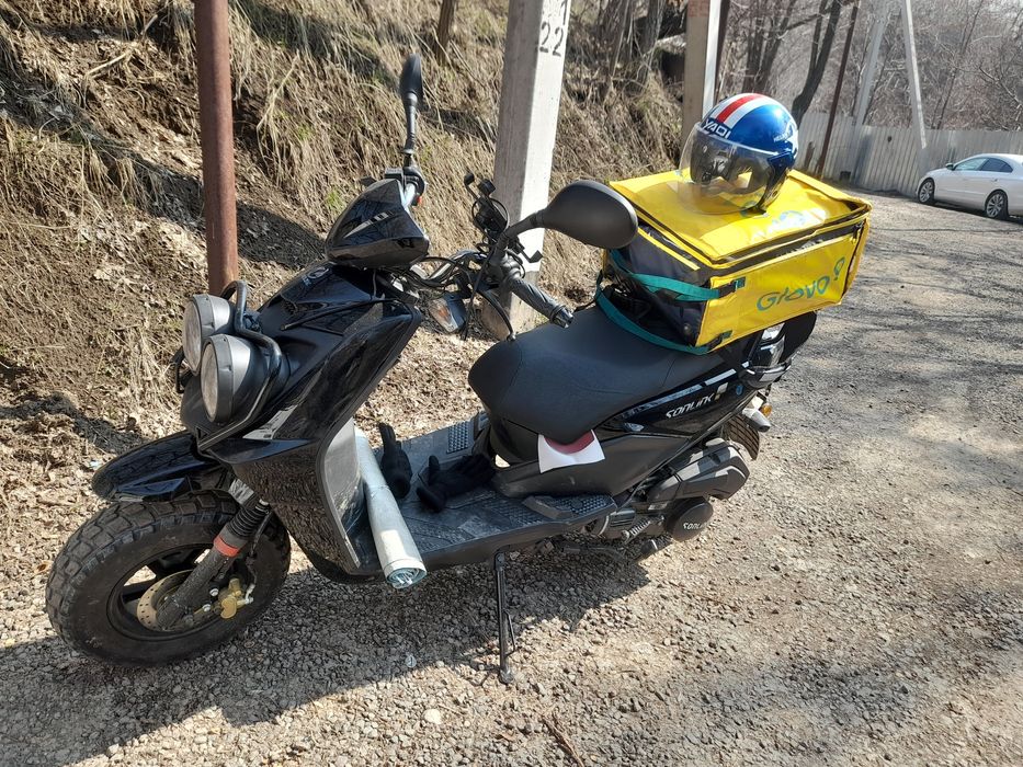 Мопед скутер 150 куб