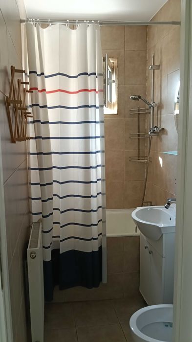 Închiriez apartament 2 camere,zona Gemenii