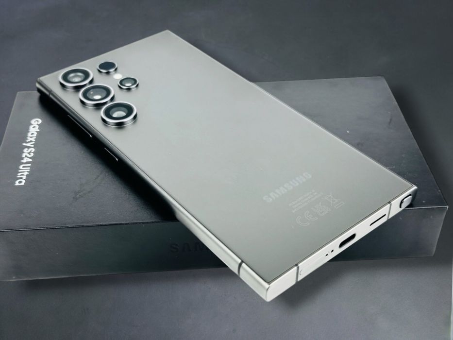 Samsung Galaxy S24 Ultra 5G 256GB 12RAM Black Перфектен! Гаранция!