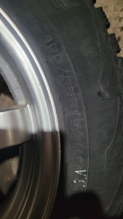 Продам диски с резиной R15 5x114.3