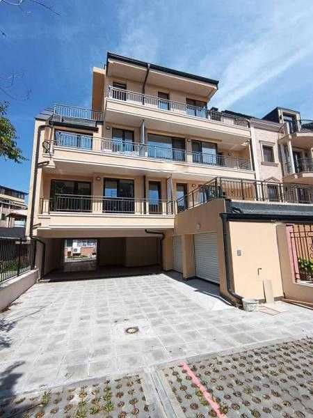 Дава се под наем Тристаен апартамент в Бургас, Център - 86 кв.м за 612 € - Снимка #8