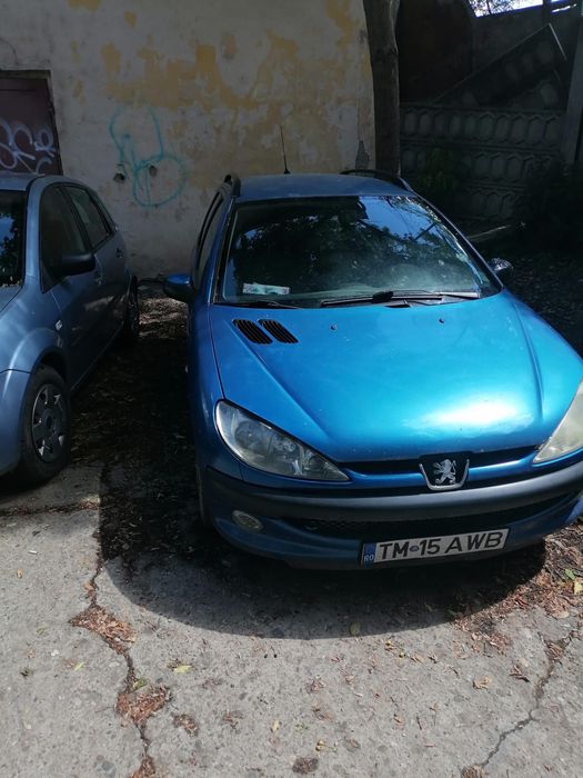 PEUGEOT 206