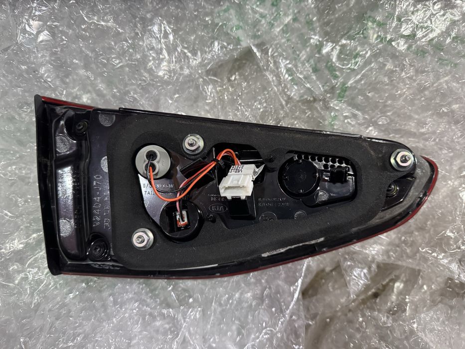 Фонари диодные LED  kia ceed (универсал )LED