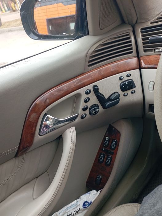 Продам автомобиль Мерседес Бенс S 500