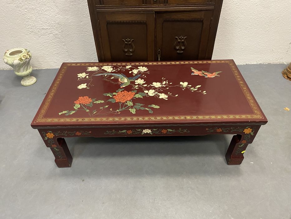 Японска лакирана маса Chinoiserie ръчна декорация Japan 1970