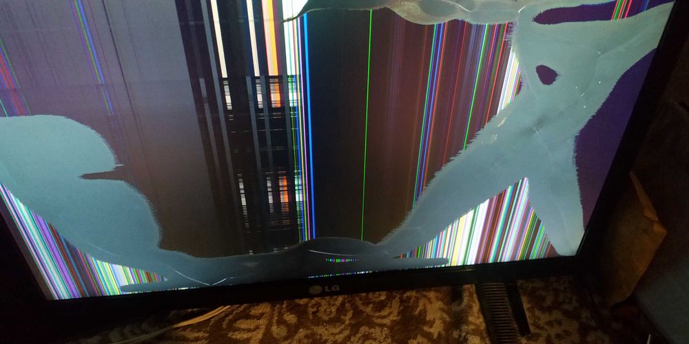 Телевизор  цветной. рабочий