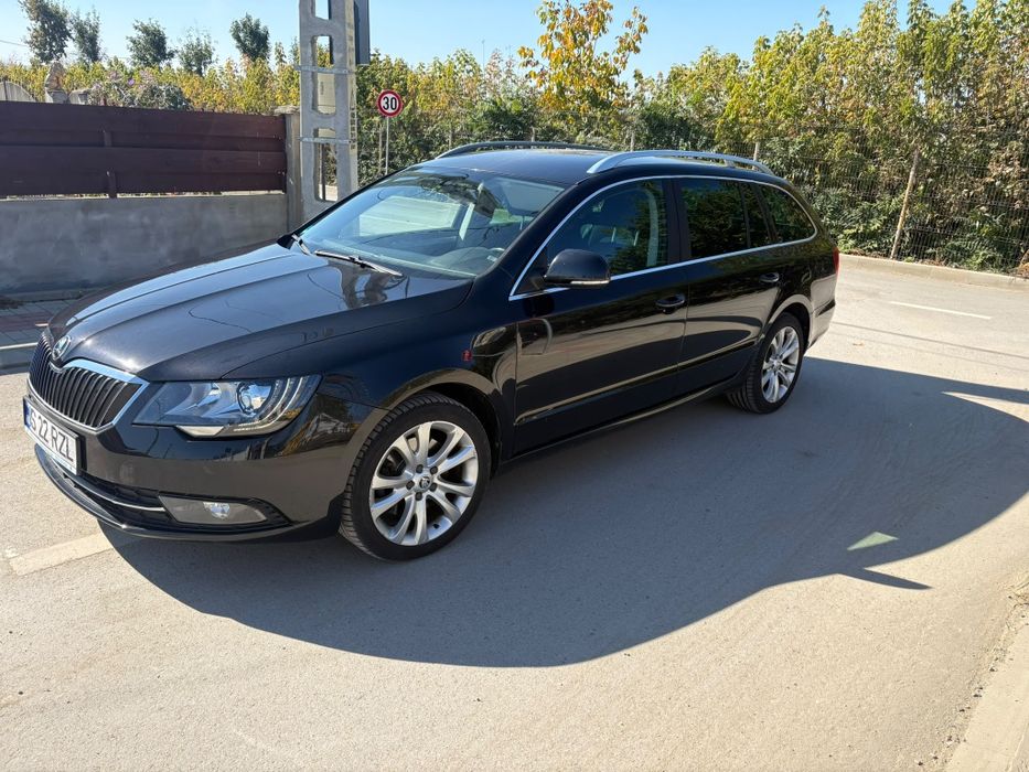 Skoda Superb Combi 2.0 TDI, 140CP, cutie automata DSG