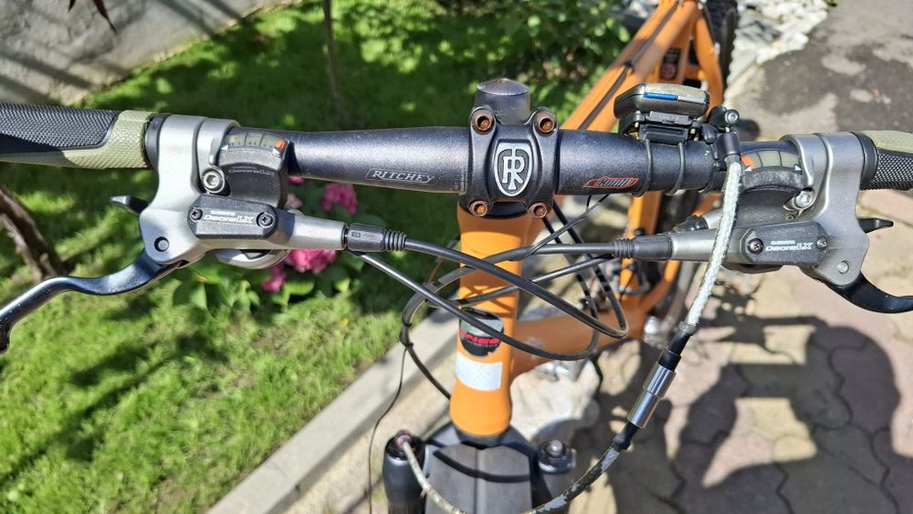 Bicicletă MTB 26” aluminiu, Shimano Deore LX / XT, frâne hidraulice, Manitou, Mavic