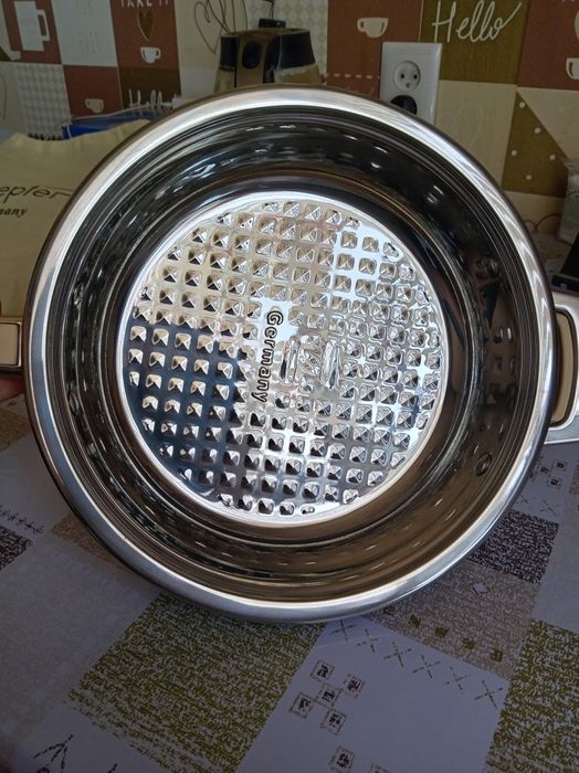 Продам новую сковородку