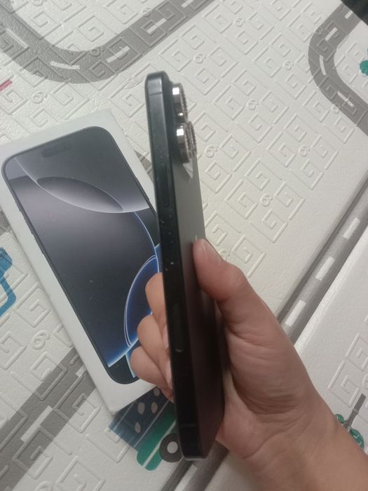 Продам 16 pro max