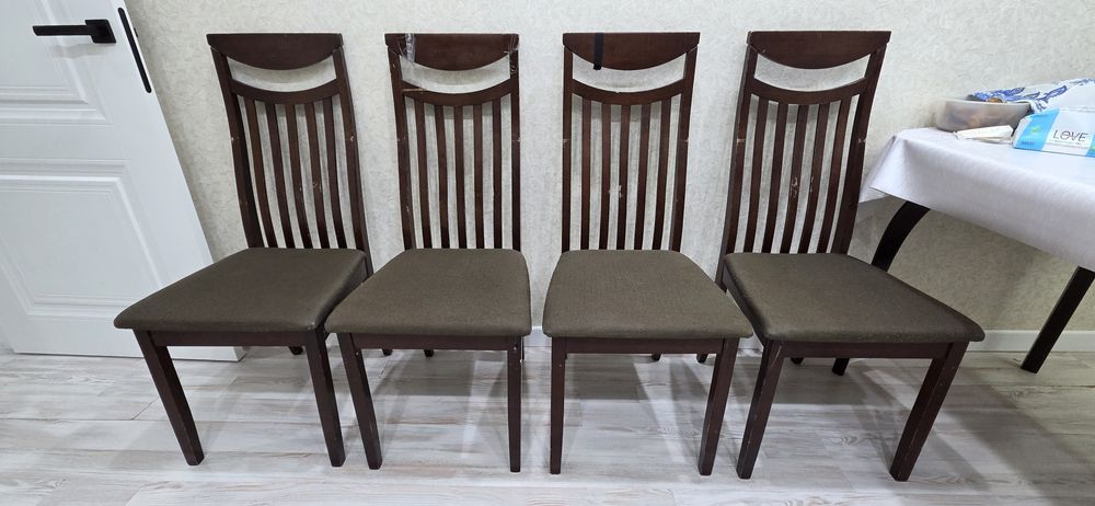 Продаётся стуля 4 шт