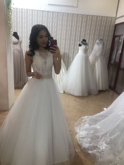 Свадебные платья