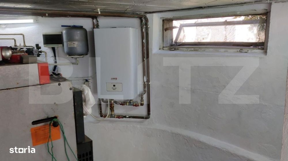 Casa P+E+M, 250 mp si 3400 mp teren, zona Arcani