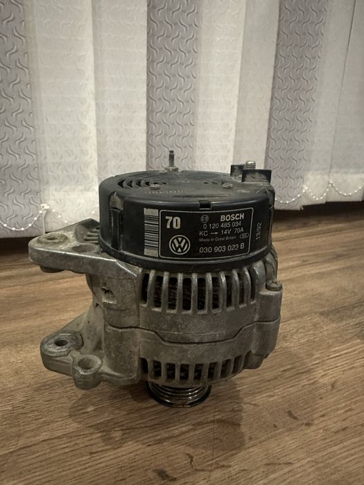 Генератор Фольксваген венто гольф 3