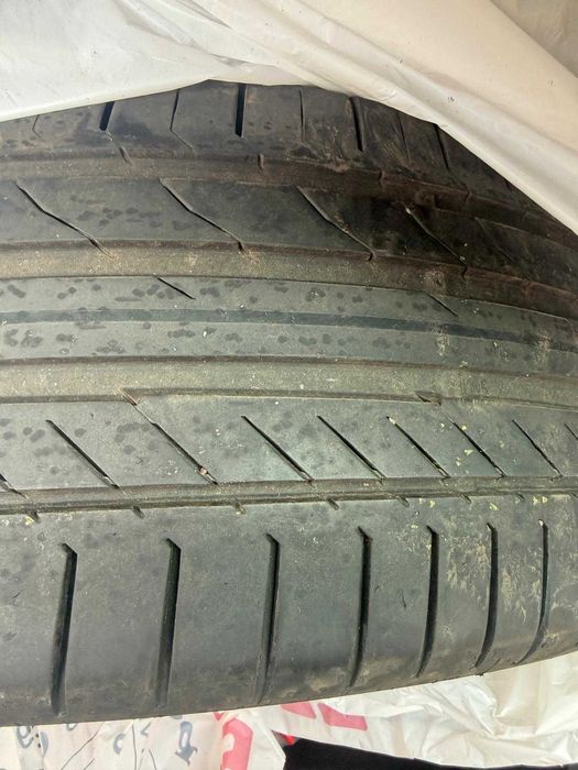 Anvelope Vara Continental 235/45 R20