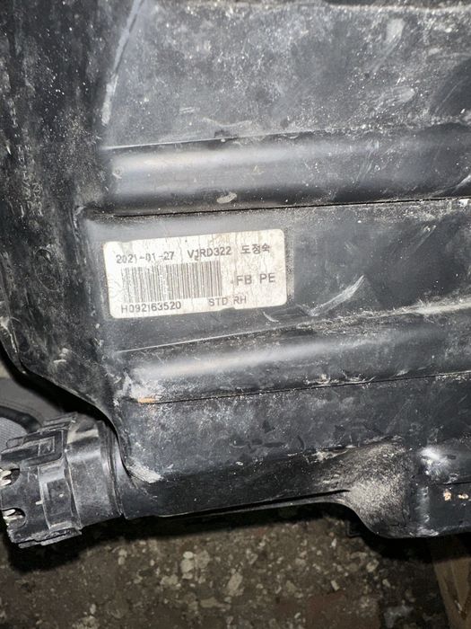 Фара правая Kia Rio 4 FB