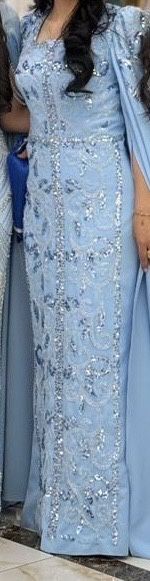 Продам новое вечернее платье