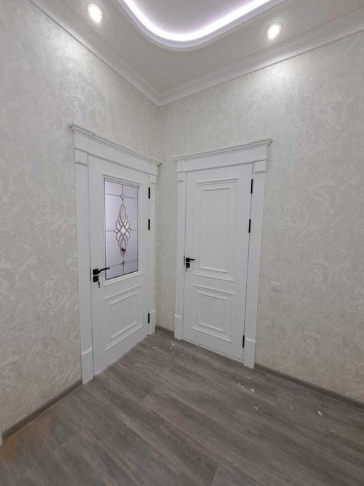 Установка  МДФ и акфа дверей