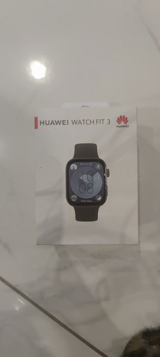 Смарт часовник Huawei watch fit 3