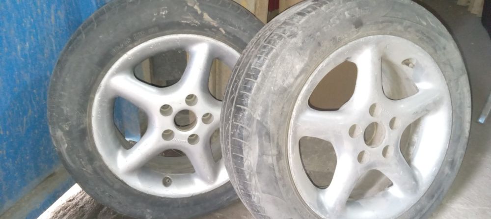 Продам 2 диска с летней резиной