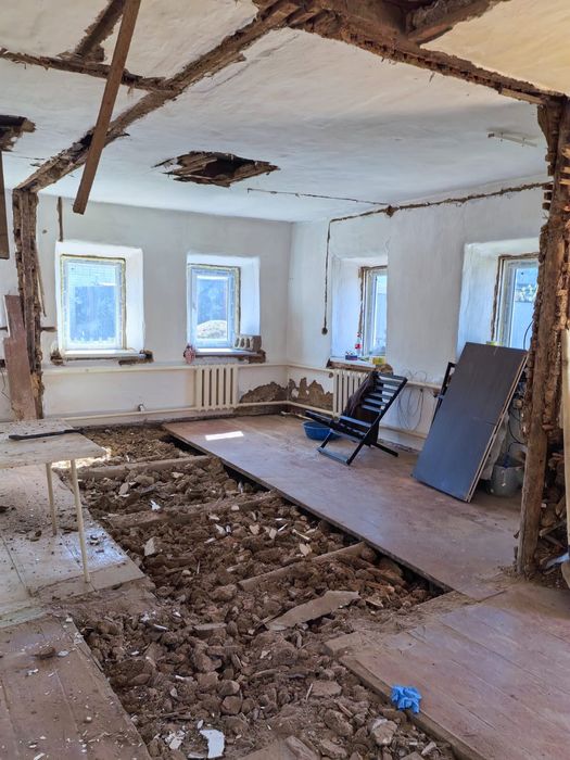 Продам дом оторвановка 5 соток