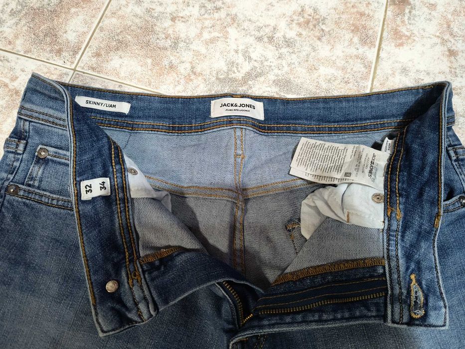 Оригинални мъжки дънки Jack&Jones