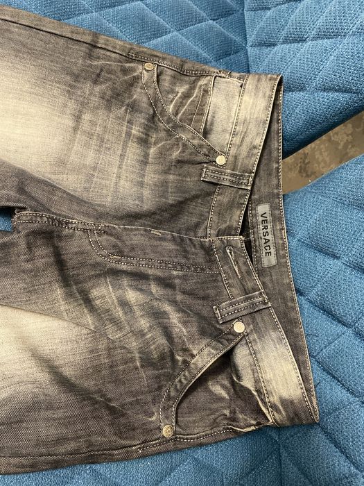 Джинсы мужские