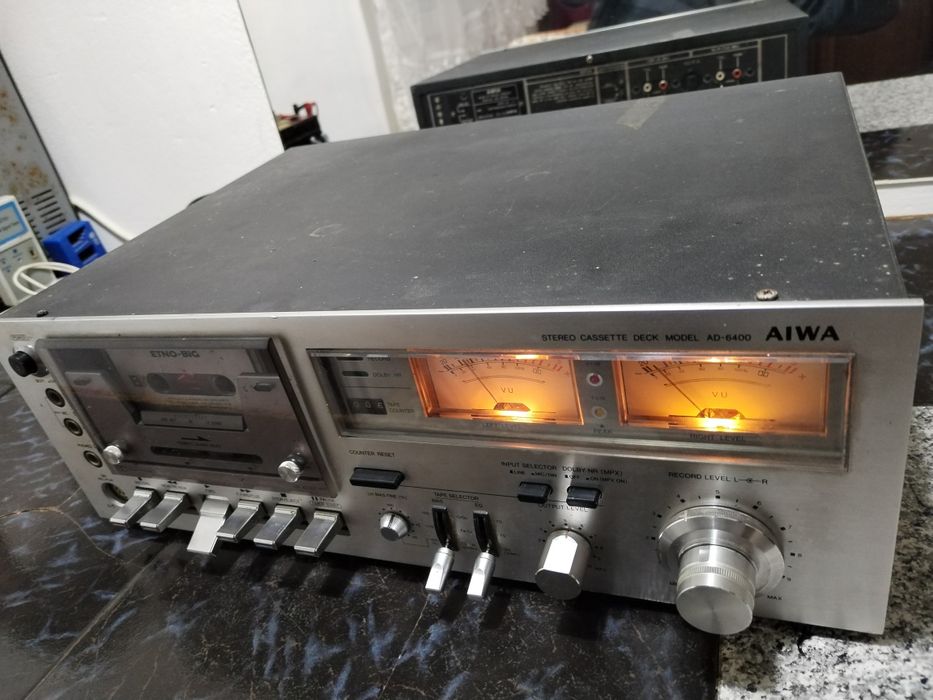 Deck Aiwa model D-6400