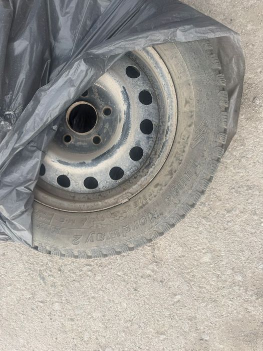 Продам резину с дисками(штампы)
