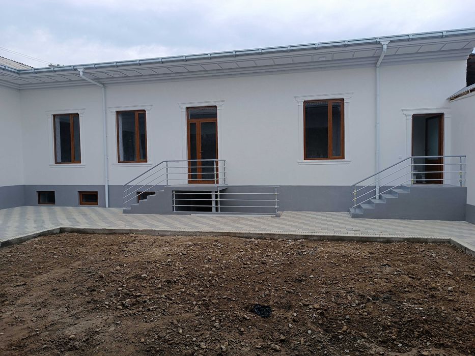 Yuksalishda xovli SOTILADI