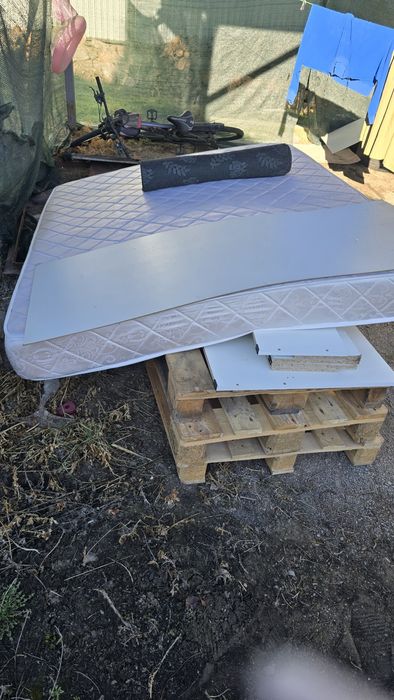 Продам матрас 160×200×18