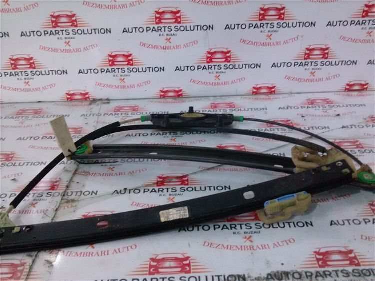 macara geam stanga fata audi a4 b8