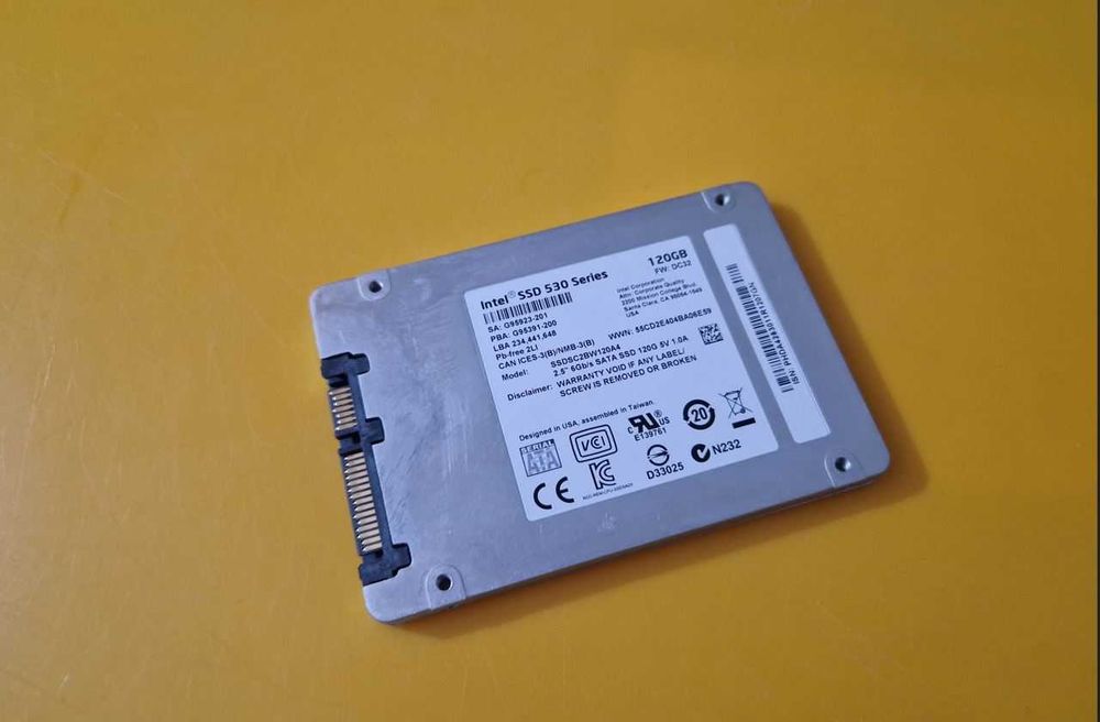 Solid-State Drive (SSD) Intel 530 Series, 2.5" 120GB, SATA3, SSDSC2BW120A4