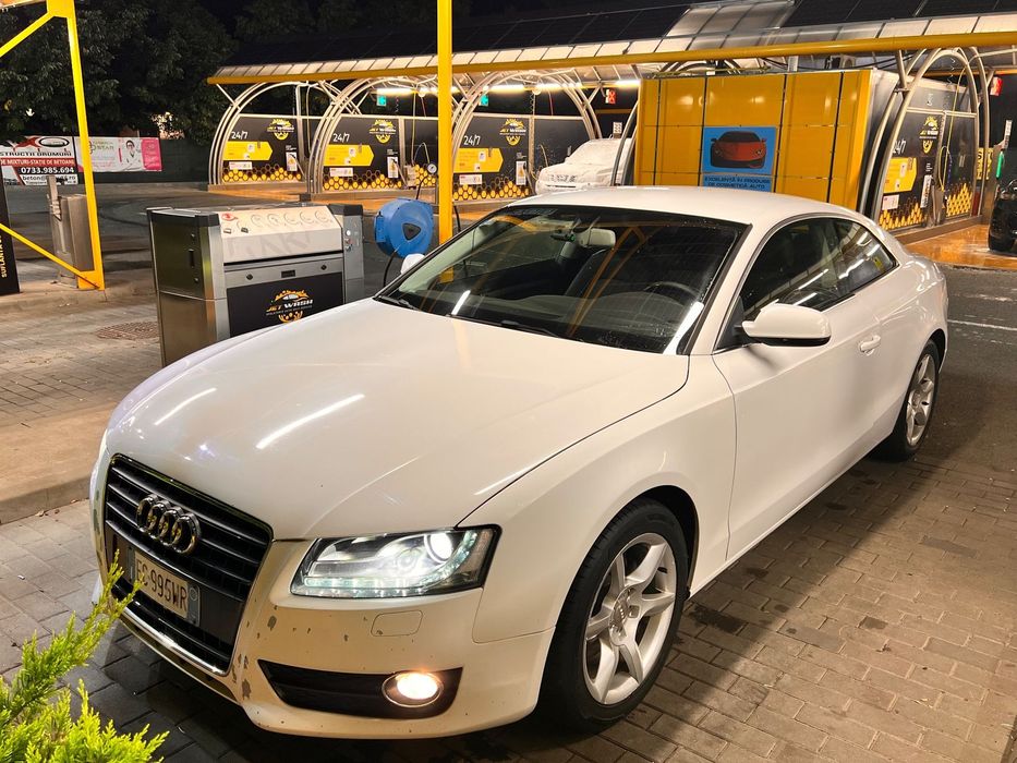 Audi A5 Coupé Audi A5 Coupe 2.0 TDI 170 CP CAHA | 11/2010 | Mașină personală