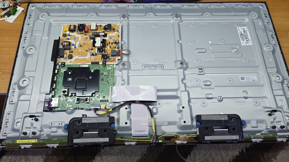 SAMSUNG UE43AU7172U Fără Imagine, Se vinde Complet sau pe Piese