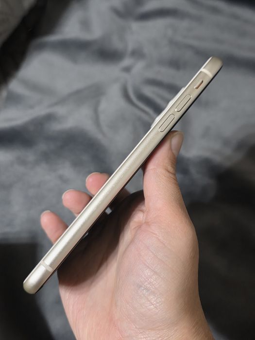 IPhone 11 с коробкой