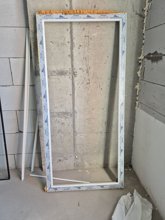 Продам стекло новое