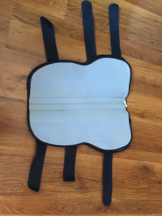 Vând orteză de genunchi fixă THUASNE