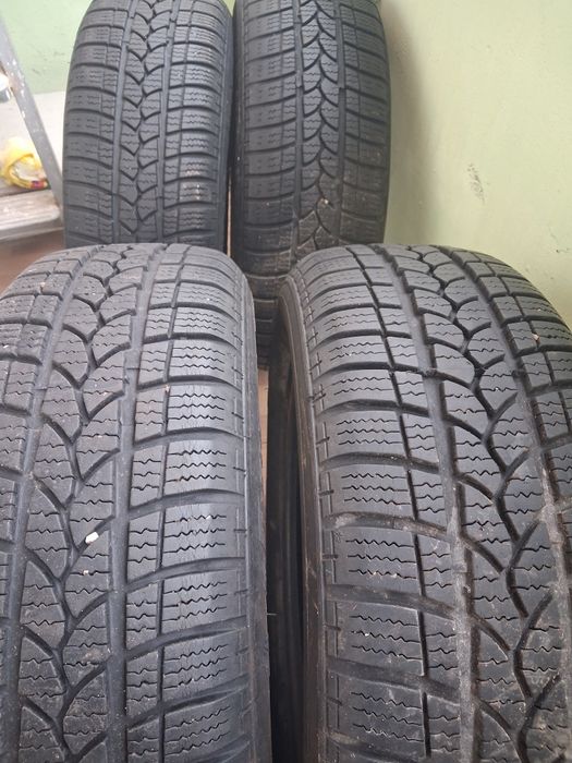 Гуми зимни 185/60/15