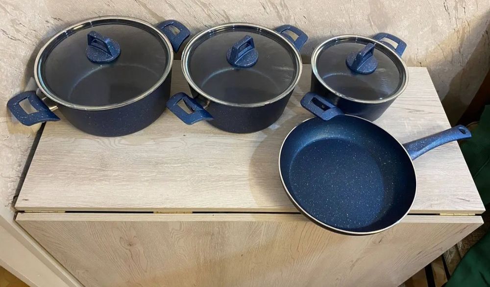 Продам набор казанов