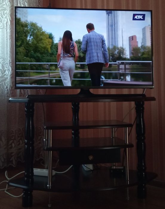 Телевизор  Samsung