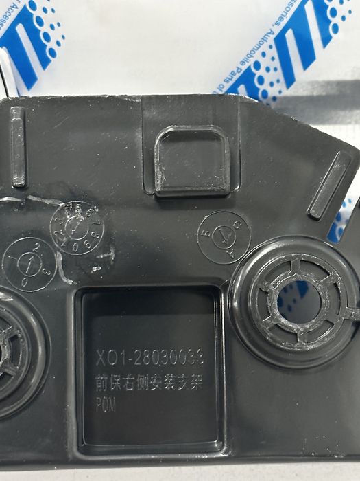 Кронштейны переднего бампера Li L7, L8, L9