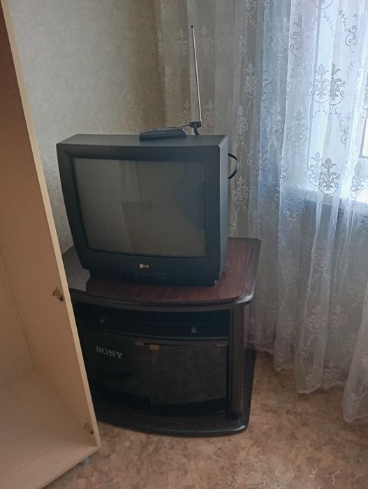 Мягкая мебель! Два дивана!
