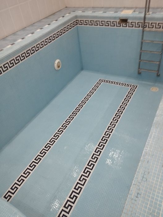 Мойка бассейнов и обслуживание24/7