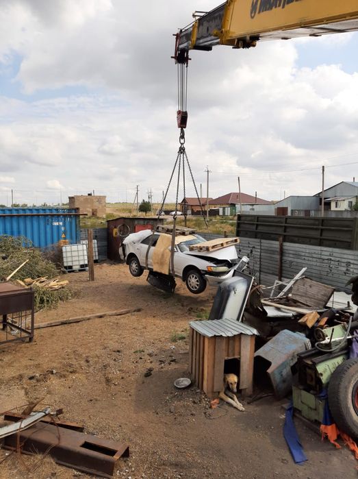 тойота  марк2  90й   на  разбор