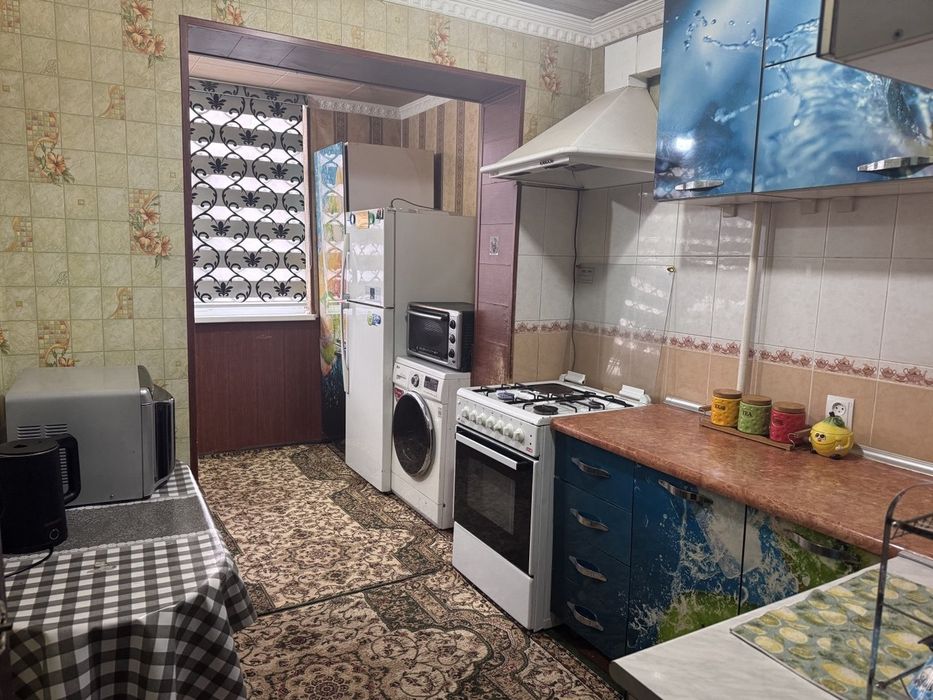 4 хонали уй 3 этажда сотиляпди